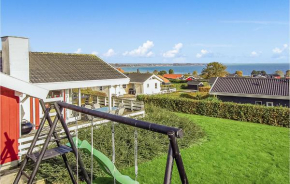 3 Bedroom Awesome Home In Sjølund Hejls